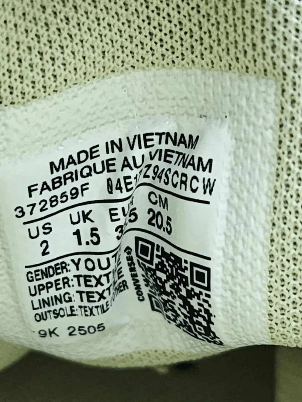 Converse Kids Chuck Taylor All Star Hi Unisex Canvas High Top Sneakers Classic 2